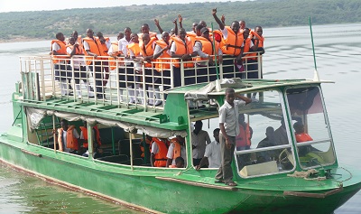 Students touring Lake George